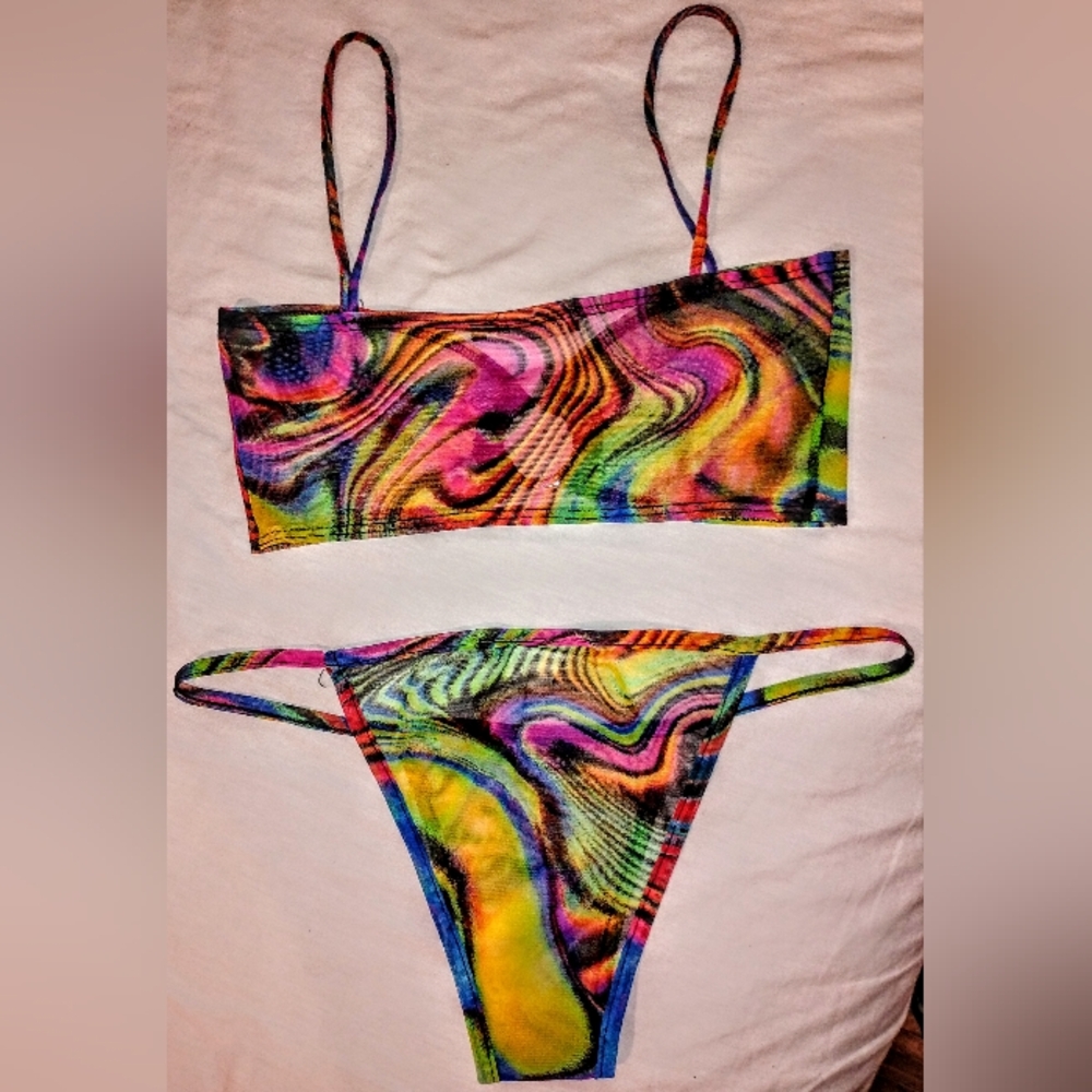 Colorful Bikini Set Medium - Picture 3 of 3